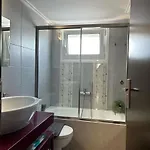 Upapartment Hanya